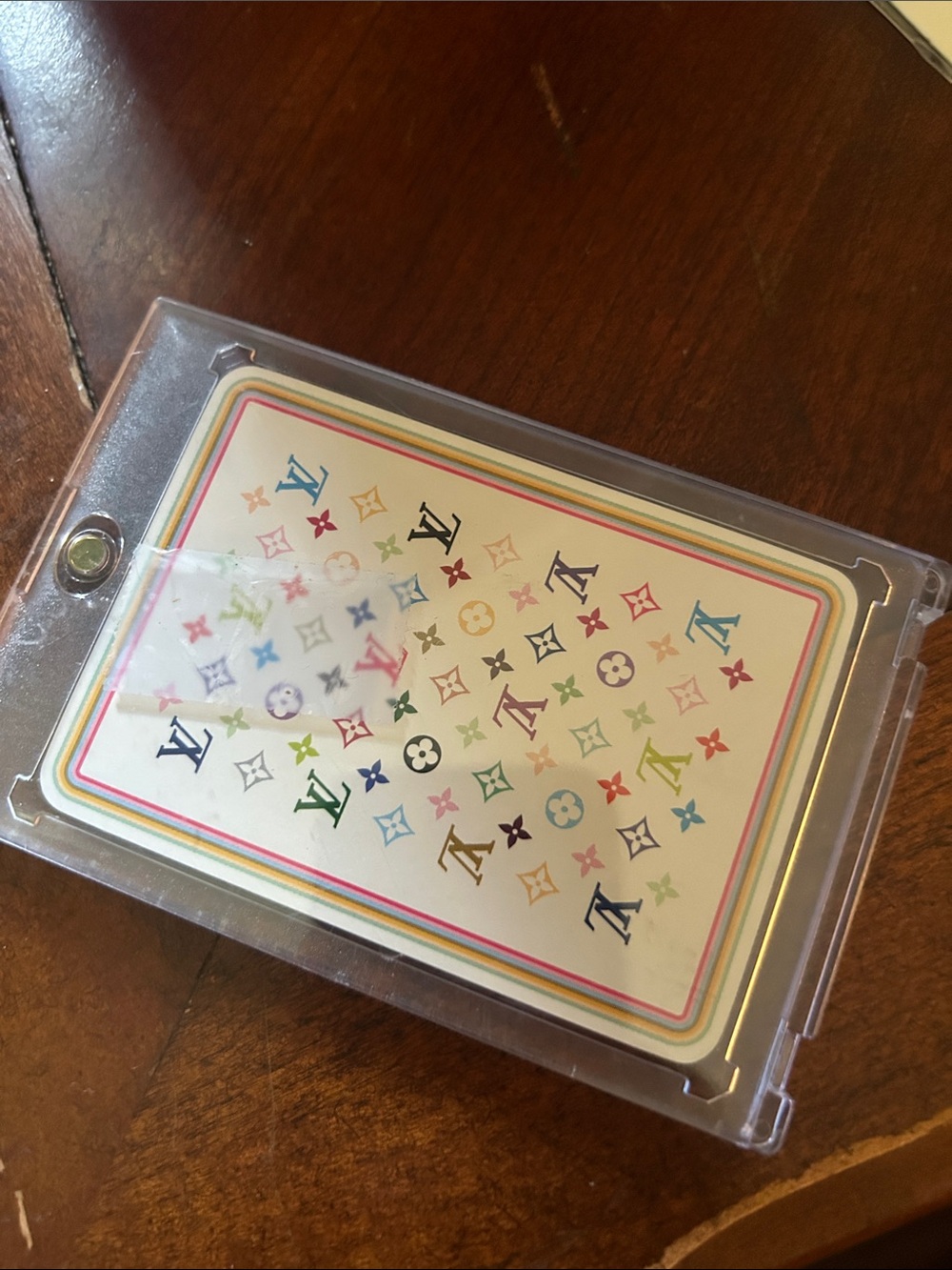 Louis Vuitton White Card with Multicolor Monogram Motifs - Picture 4 of 4